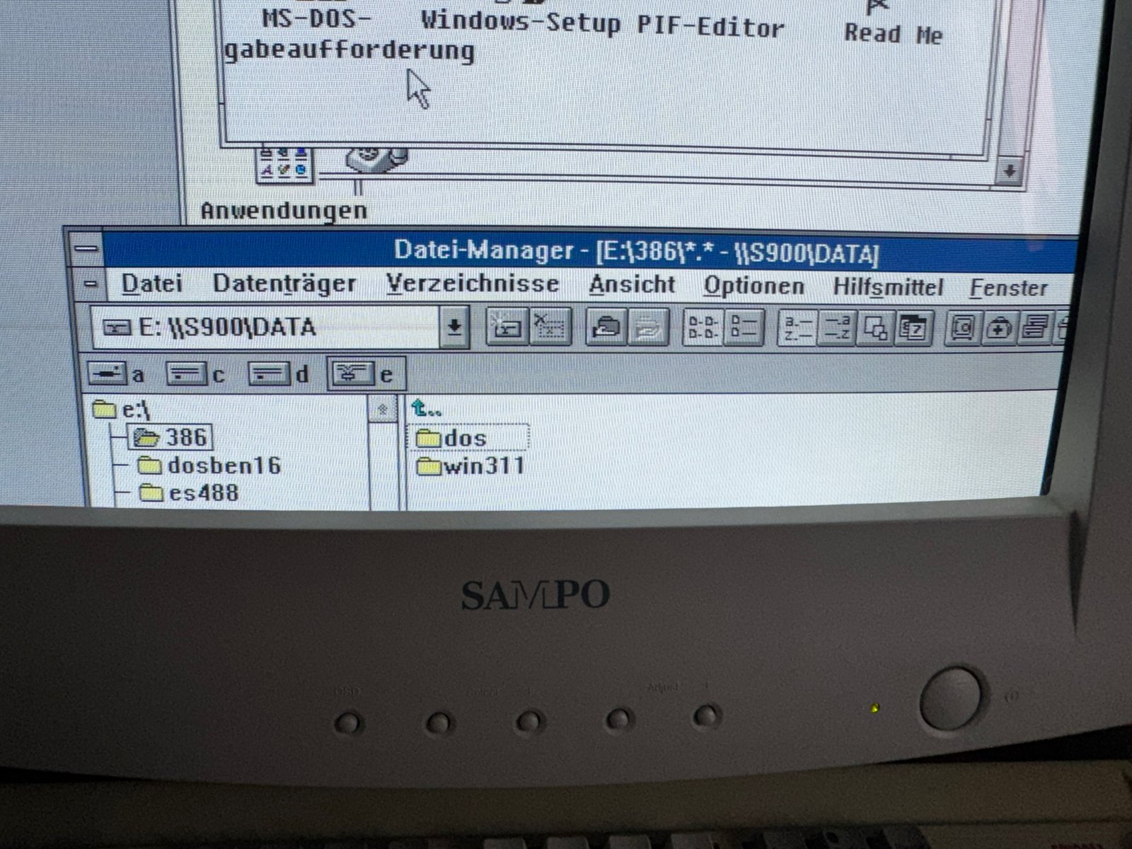 The share \\S900\DATA as drive E: in the File Manager The share \\S900\DATA as drive E: in the File Manager